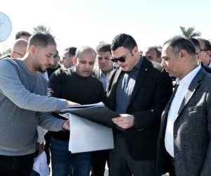 وزير الإسكان يتفقد مشروع "مارينا ٨" وتطوير الطريق الرئيسي لمدخل مارينا 5