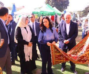 وزيرة التضامن الاجتماعي تفتتح معرض " جزيرة الخير" بنادي الجزيرة الرياضي