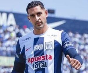 توروب يمنح الضوء الأخضر.. الأهلي يسابق الزمن لضم الصباغ في يناير