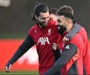 تقارير إنجليزية : ليفربول لا يفكر فى بيع محمد صلاح رغم أزمته مع سلوت والوضع الحالي مؤقت وسيتحسن مع مرور الوقت