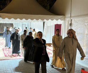 المصريون بالسعودية يواصلون التصويت بالدوائر الملغاة فى انتخابات النواب.. وصور