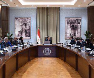 رئيس الوزراء يستقبل النائب الأول لرئيس البنك الأوروبي لإعادة الإعمار والتنمية