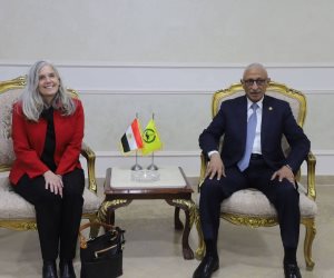 محافظ شمال سيناء يستقبل وفد كندي من السفارة الكندية ويصطحبه لتفقد المرضى الفلسطينين بمستشفى العريش (صور)