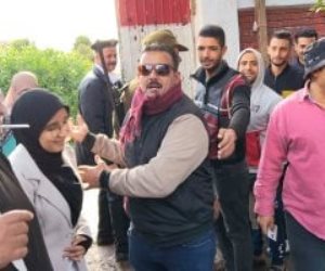 رغم سوء الطقس.. إقبال كبير للمواطنين على لجان انتخابات مجلس النواب بالبحيرة