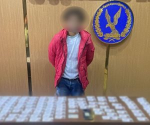 ضبط شخص بمحيط لجنة انتخابية فى الوراق بحوزته كروت دعاية لمرشح لتوزيعها على الناخبين