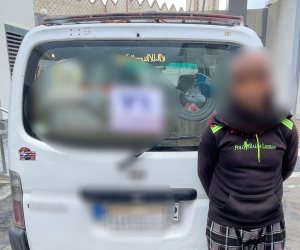 ضبط سائق ميكروباص يحث الناخبين على التصويت لمرشح بالبحيرة