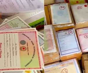 الهند تضبط مافيا زورت مليون شهادة جامعية فى جميع المجالات