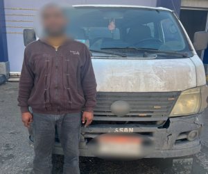 ضبط شخص لاصطحاب ناخبين بالقاهرة لحثهم على التصويت