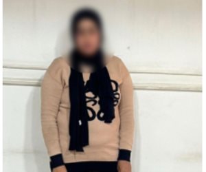 ضبط سيدة بحوزتها بطاقات شخصية وأموال لشراء أصوات الناخبين في الأقصر