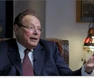 علي ناصر محمد يكشف تفاصيل مشروع فندق عدن وخيارات التطوير الاقتصادي في الجنوب