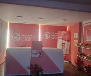 الصحة: إغلاق مركز Woman Health Clinic للعمل دون ترخيص وضبط منتحل صفة طبيب