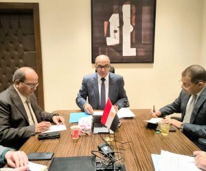 نائب وزير الإسكان يعقد اجتماعا لمتابعة الاحتياجات من الطلمبات لشركات مياه الشرب والصرف الصحي