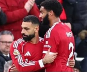جماهير ليفربول تصفق لـ محمد صلاح بعد مشاركته بديلا أمام برايتون (فيديو)
