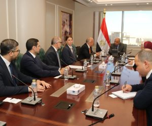 وزير الكهرباء يستقبل سفير السويد بالقاهرة لبحث سبل التعاون والشراكة والاستثمار