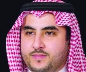وزير الدفاع السعودى يبحث مع مسئول أمريكى مستجدات الأوضاع بالمنطقة