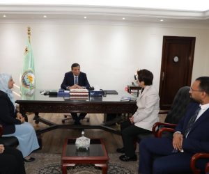 وزير الزراعة يبحث مع وفد صيني مستجدات إنشاء مصنع متطور للمبيدات بتكنولوجيا عالمية في مصر
