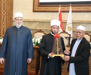 خطبة الجمعة القادمة بعنوان "مظاهر عناية الإسلام بالطفولة"