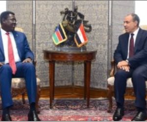 مشاورات سياسية بين وزير الخارجية ونظيره في جنوب السودان