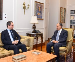 وزير الخارجية يستقبل رئيس الهيئة الوطنية للإعلام ومذيعي التليفزيون المصري