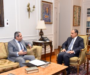 وزير الخارجية يجتمع مع المهندس خالد عباس رئيس مجلس إدارة شركة العاصمة الإدارية للتنمية العمرانية للتباحث حول إجراءات نقل السفارات والبعثات الأجنبية إلى العاصمة الجديدة
