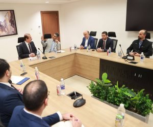 نائب وزير الصحة والسكان يعقد اجتماعاً مع وفد رفيع المستوى من دولة ليبيا