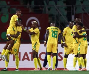 منتخب الفراعنة يتأخر 1 - 0 أمام زيمبابوى بعد مرور 30 دقيقة.. صور