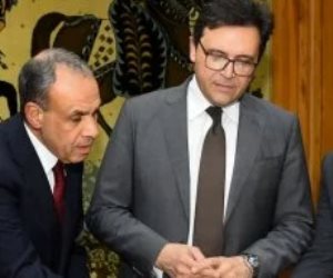 فى زيارة لدار الكتب.. وزير الخارجية يتسلم وثائق وخرائط تاريخية بعد ترميمها