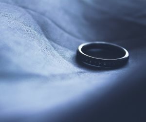 الإفتاء توضح أحكام الزوجية المترتبة على الطلاق الرجعي