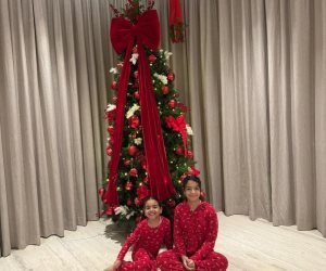 محمد صلاح يحتفل بالكريسماس مع ابنتيه مكة وكيان 