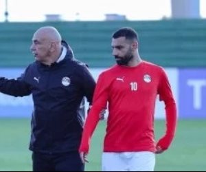 ماذا قال حسام حسن لصلاح وزيزو في مران الفراعنة الأخير لمواجهة جنوب أفريقيا؟ اعرف التفاصيل 