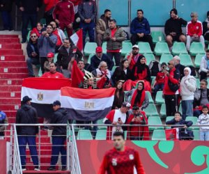 جماهير مصر تدعم منتخب الفراعنة أمام جنوب أفريقيا بمدرجات استاد أكادير