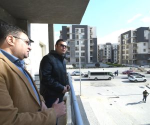 وزير الإسكان يتفقد مشروعات "جنة" و "ديارنا" و"دار مصر" بالقاهرة الجديدة