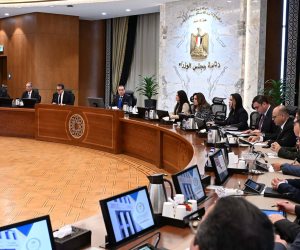 رئيس الوزراء يترأس اجتماع اللجنة الوزارية للعدالة الاجتماعية