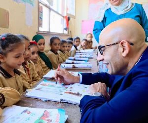 «عبد اللطيف»: سد العجز في المعلمين وإلغاء عجز المواد الأساسية على مستوى الجمهورية