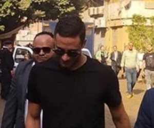 وصول رمضان صبحى و2 آخرين لجلسة النطق بالحكم فى قضية التزوير