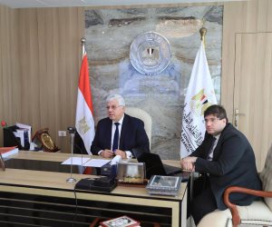 وزير التعليم العالي يعقد اجتماعًا مع المستشارين الثقافيين بالمكاتب والمراكز الثقافية المصرية بالخارج
