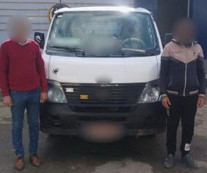 ضبط عامل وسائق لاستغلال سيارة في نقل ناخبين وحثهم على التصويت بدائرة حوش عيسى بالبحيرة