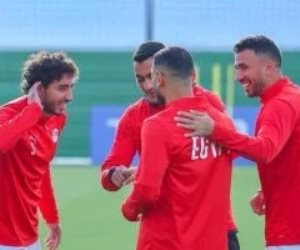 محمد صلاح يحفز زملاءه قبل مواجهة بنين في كأس الأمم الأفريقية