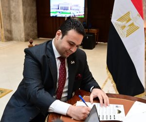 بدء استقبال النواب الجدد وتسليم كارنيهات العضوية بمقر البرلمان بالعاصمة الجديدة