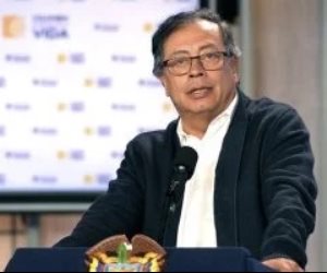 رئيس كولومبيا تعليقا علي قصف أمريكا لفنزويلا : أمر لم يسبق أن فعله هتلر أو فرانكو