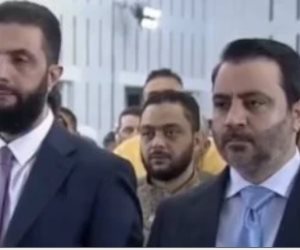 أحمد الشرع يتجول في أسواق دمشق بعد انتشار خبر اغتياله بإطلاق نار.. فيديو