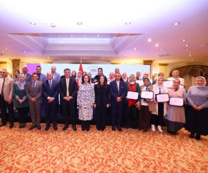 وزيرة التضامن تشهد اللقاء التنسيقي لفرق عمل وحدات إدارة الحالة والأسر البديلة الكافلة