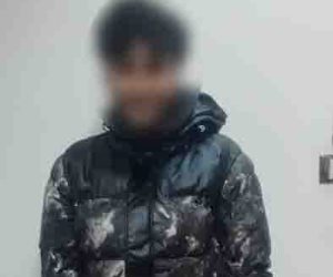 ضبط شخص لإدارته صفحة على مواقع التواصل الاجتماعي للترويج لبيع أسلحة بيضاء