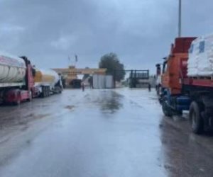 1053 شاحنة مساعدات إنسانية ووقود تصل قطاع غزة عبر معبر رفح خلال 5 أيام‎