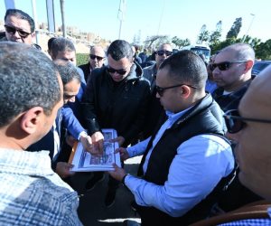 وزير الإسكان يتفقد أعمال التطوير بقرى مارينا ومشروع البوغاز لتوصيل المياه لبحيرة نيو مارينا