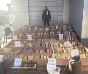 ضبط عامل بالفيوم بحوزته (700) ألف قطعة ألعاب نارية