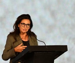 الرئيس التنفيذي لشركة CMA لمحطات الحاويات: هذه المحطة تجسد بوضوح "رؤية مصر 2030"