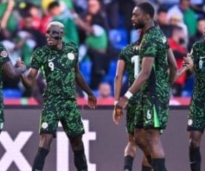 ثلاثي هجومي ناري يقود نيجيريا أمام مصر في مواجهة برونزية أمم أفريقيا