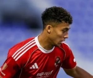 عمر معوض يرفض عروض الأندية المحلية ويتمسك بالبقاء في صفوف الأهلي