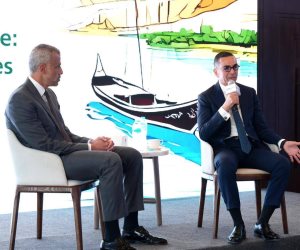 وزير الاستثمار والتجارة الخارجية يشارك في منتدى الاستثمار في مصر 